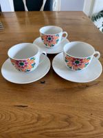 Set aus 3 Tassen mit Untertassen
