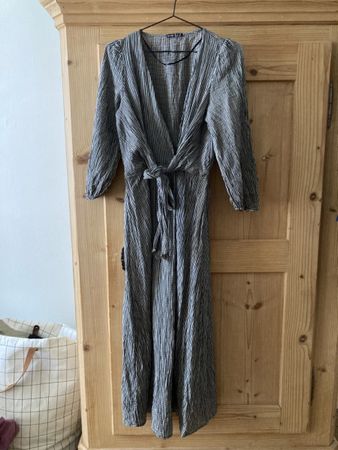 Oysho karo Maxikleid, Grösse S, Wickeloptik, Top Zustand!