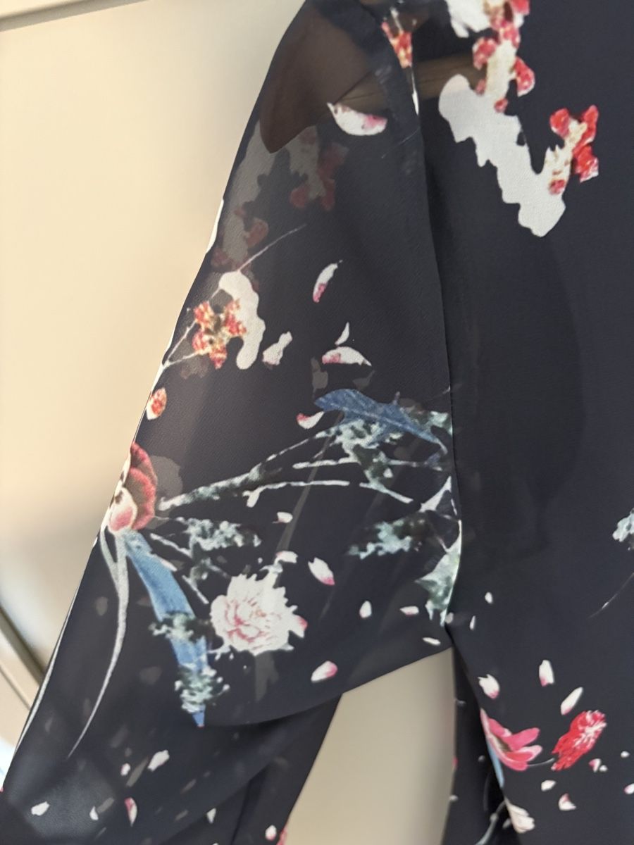 Vestiti: Beautiful dress with flowers – Usato da Rolle venduto da gos_2xy5 4