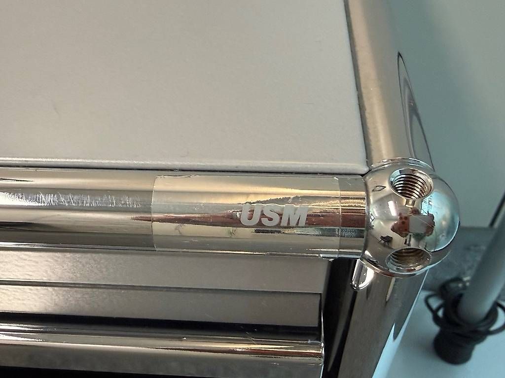 USM Cassettiere: USM - Meuble de rangement gris – Usato da Rolle venduto da nla_js68 4