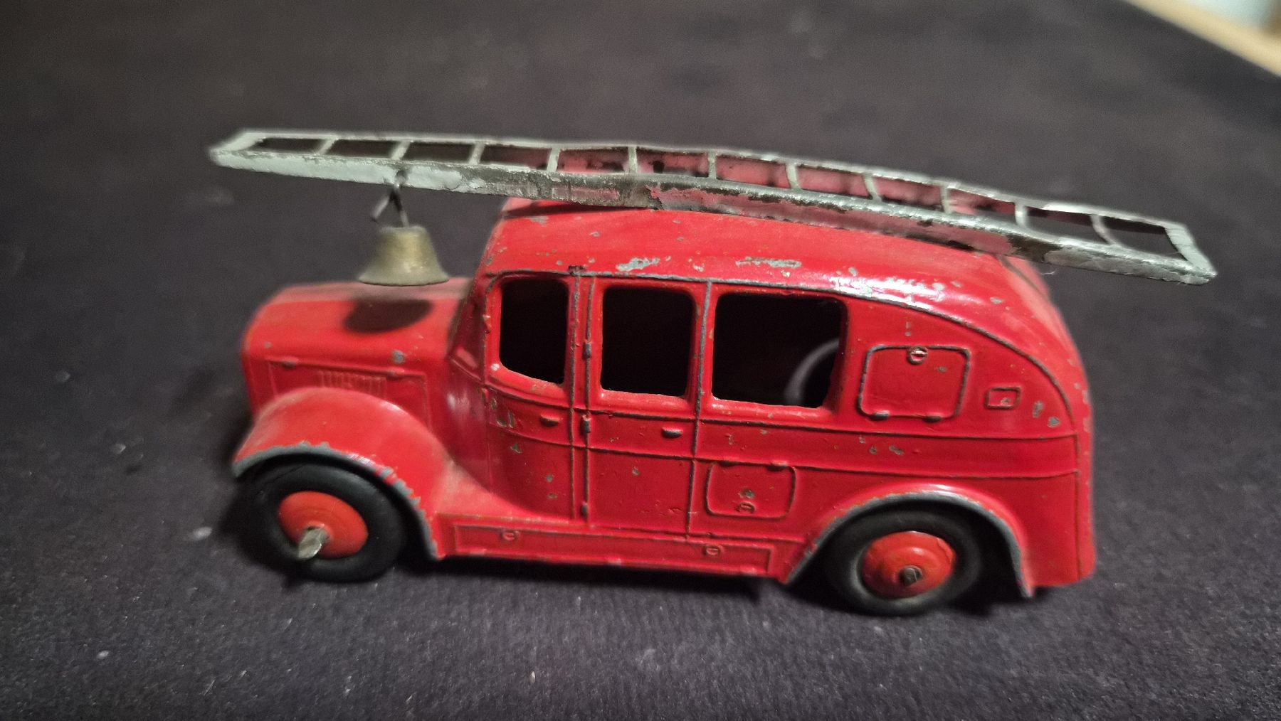 Dinky Toys Modellautos: dinky toys Streamlined fire engine  – Gebraucht aus Sihlwald von Blaumeisli45 1