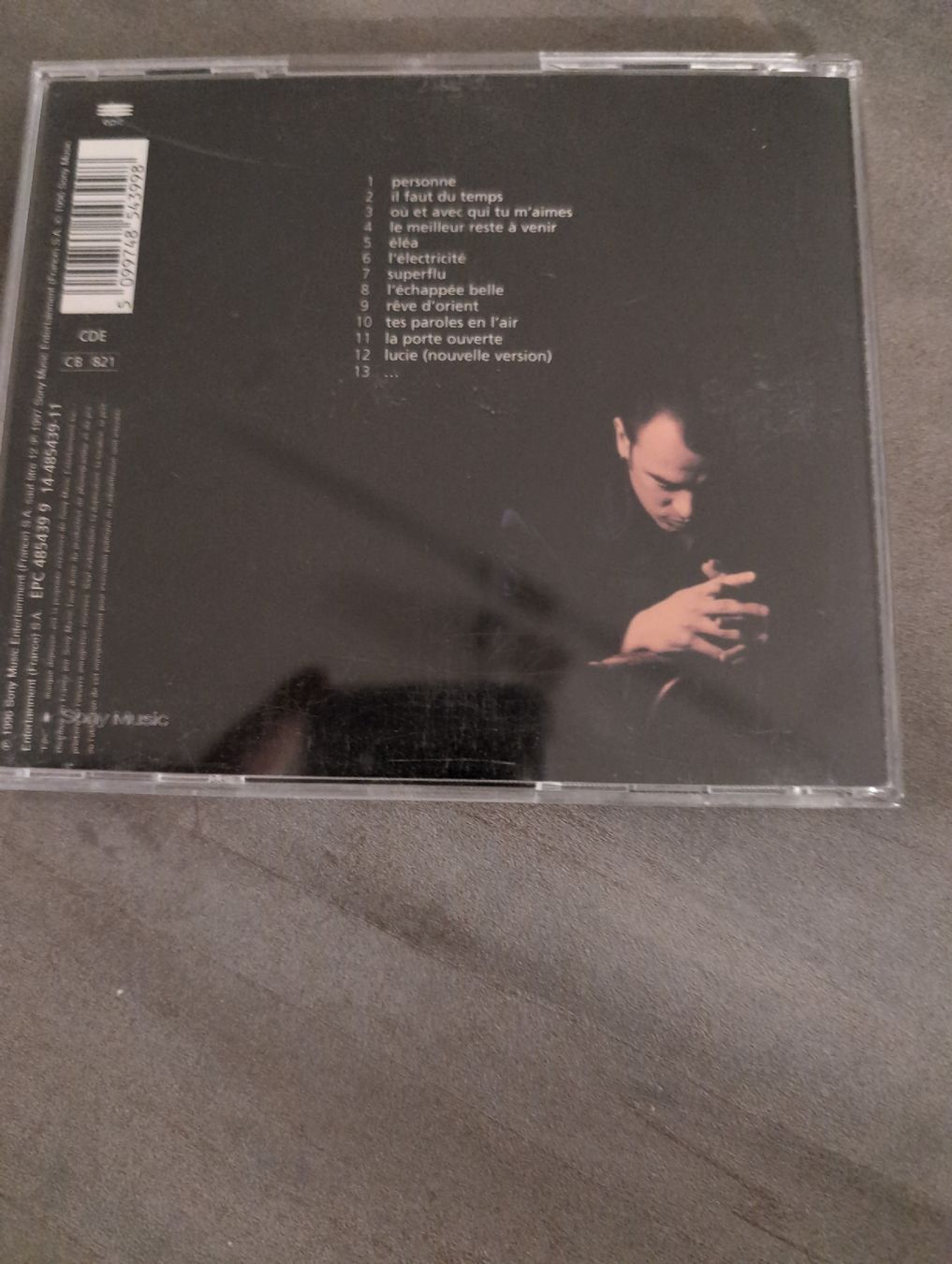 CDs: Obispo - Superflu CD état neuf – Gebraucht aus Fontainemelon von Amael01 1