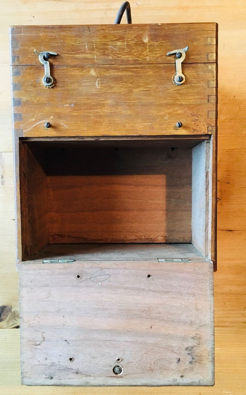 Barattoli: Boite en bois ancienne - format exceptionnel – Usato da Cornaux NE venduto da THX01 1
