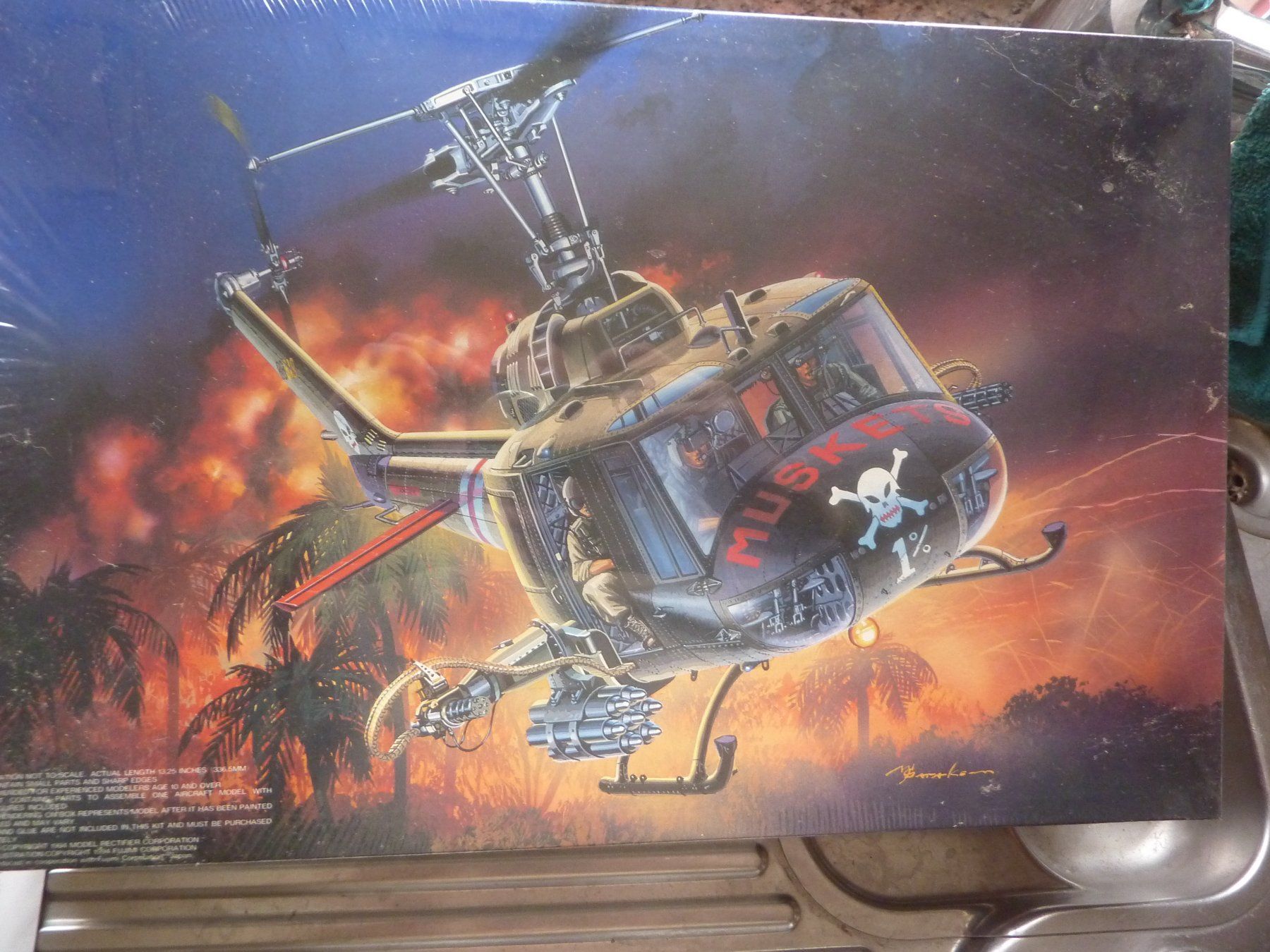 Kit di modellismo & Modellini statici: HUEY /NAM – Nuovo e nell'imballaggio originale da Balsthal venduto da bouteliee