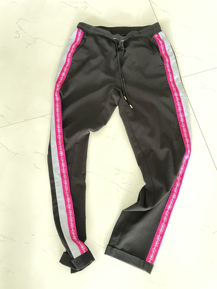 Liu Jo Pantaloni: Liu Jo  Home / Trainer Hose – Usato da Ennetbürgen venduto da scriccolo 1