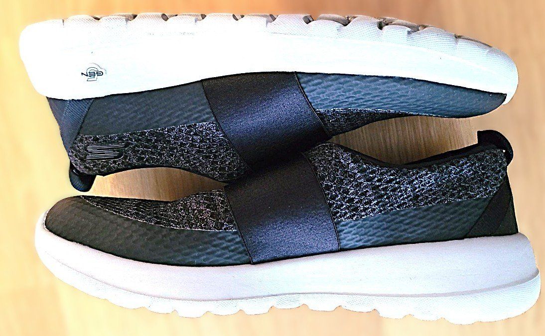 Skechers Damenschuhe: SKECHERS PERFORMANCE Sneaker chic, 38 – Neu und originalverpackt aus Arlesheim von n3789