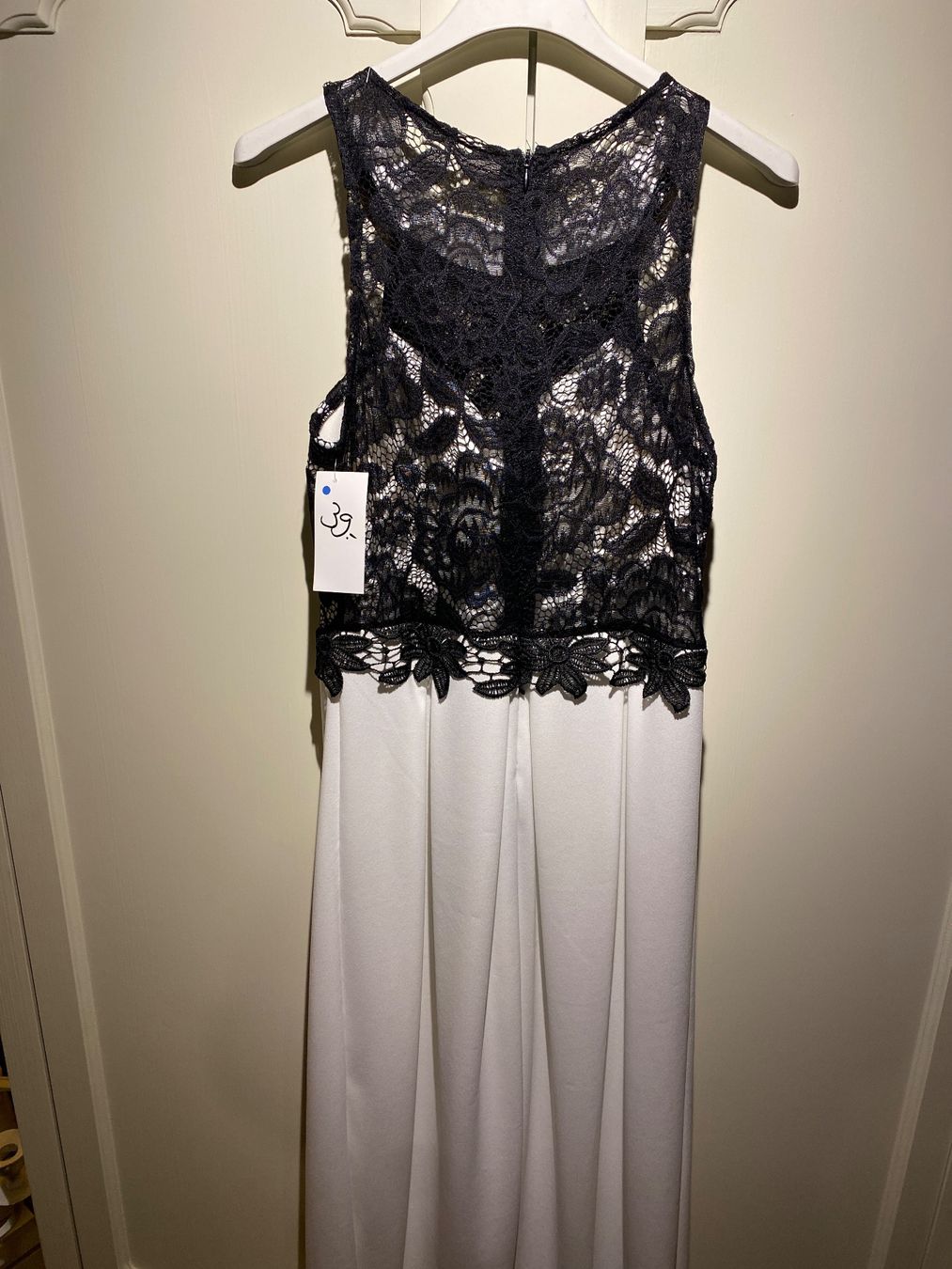 Vestiti: VINTAGE DAMENKLIED WEISS-SPITZEN SCHWARZ – Nuovo e nell'imballaggio originale da Meienried venduto da ManuelaBoutique 3