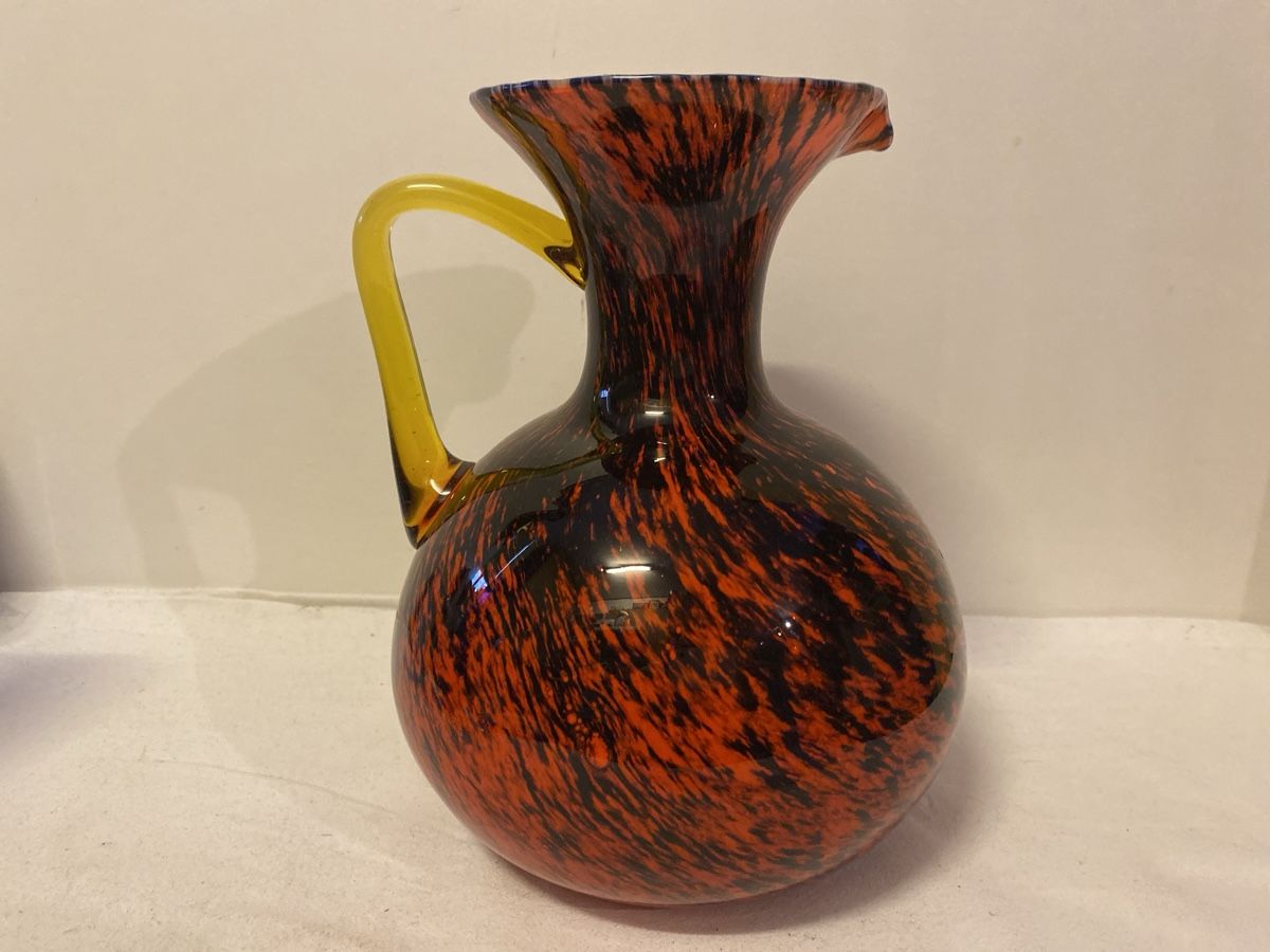 Murano Karaffen: Glaskaraffe Murano  orange-schwarz – Gebraucht aus sursee von trilli-tralli