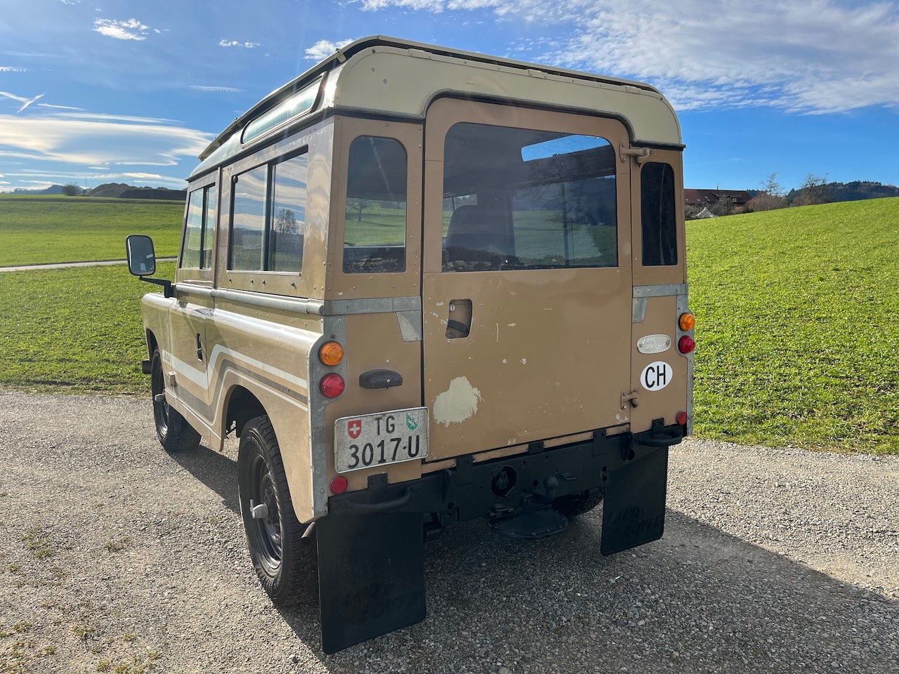 Land Rover Automobili: Land Rover 88 Serie 3 Station Wagon – Usato da Sirnach venduto da MaechlerAutomobile 4