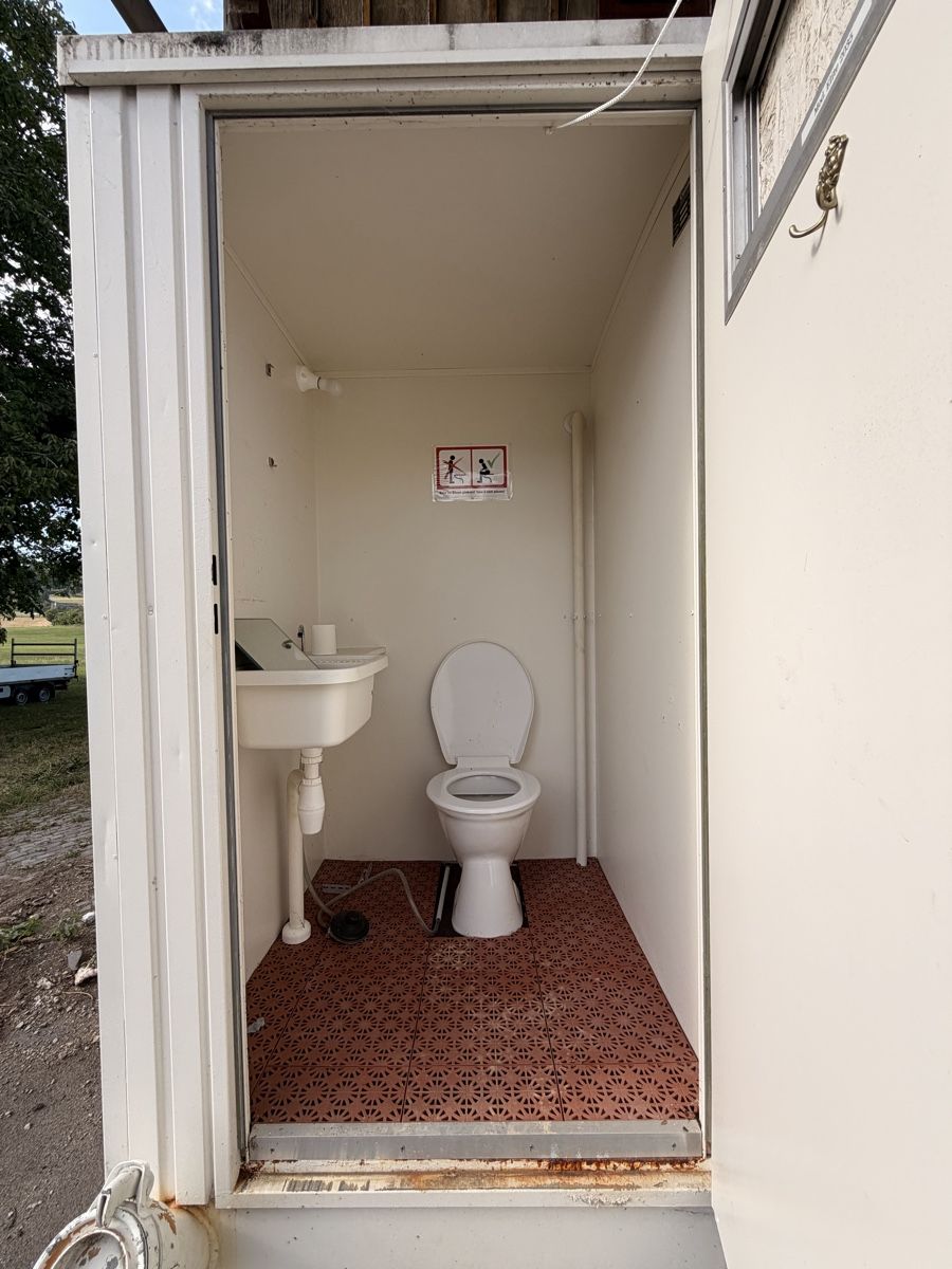 WC: Condecta Baustellen WC / Toi Toi – Usato da St. Gallen venduto da Travelbeef01 4