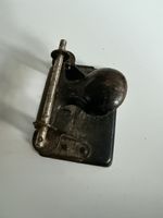 Locher Alt mit Hebel Grösse 1 schwarz Rostspuren