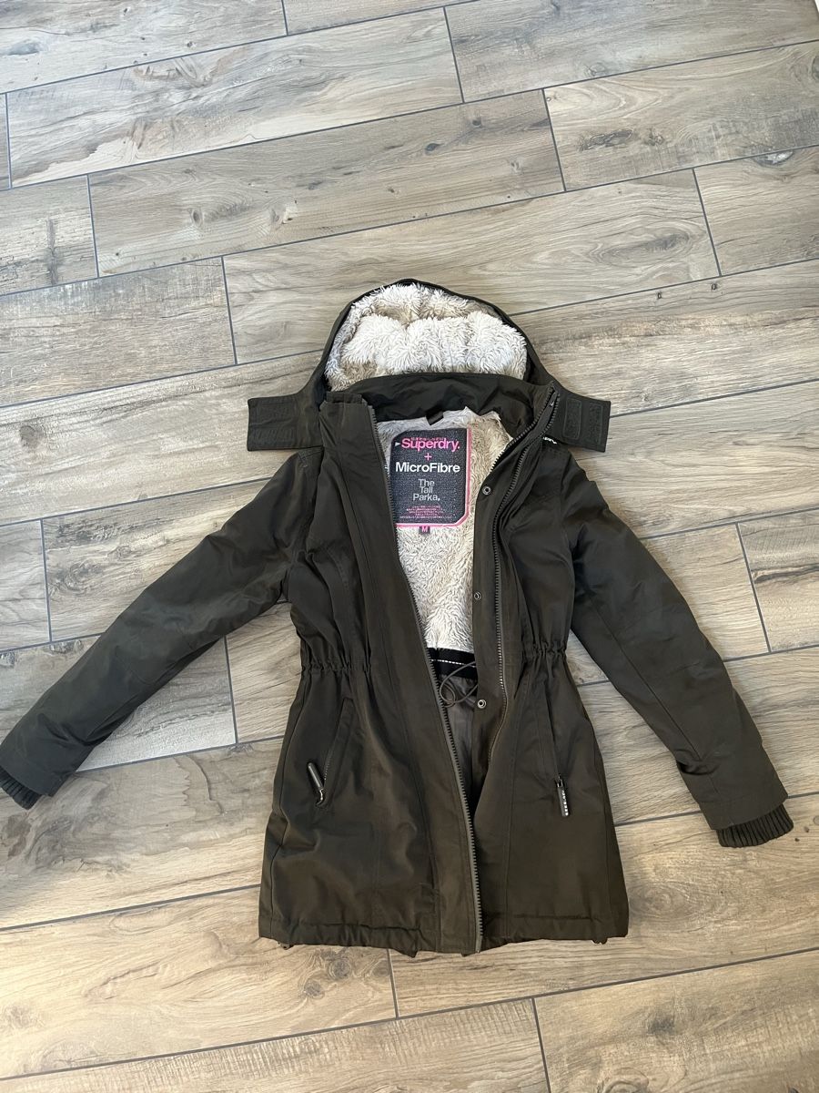 Superdry Mäntel: Superdry Microfibre The Tall Parka, Winterjacke, Gr. M – Gebraucht aus Wimmis von xenia_008