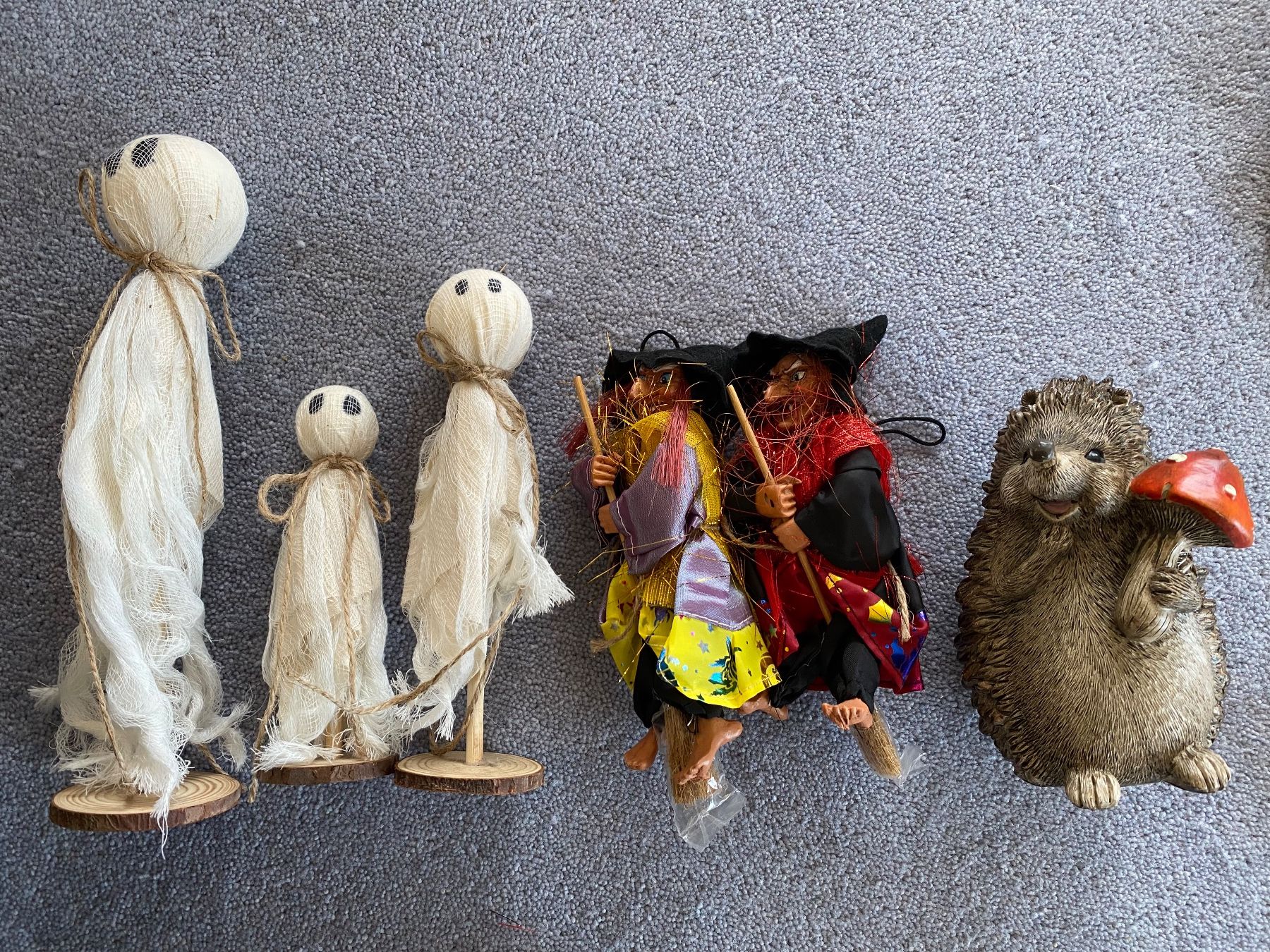 Tutte le decorazioni: Herbst-/ Halloween Deko Gespenster Hexen Igel – Usato da Trachslau venduto da M_Schmid81