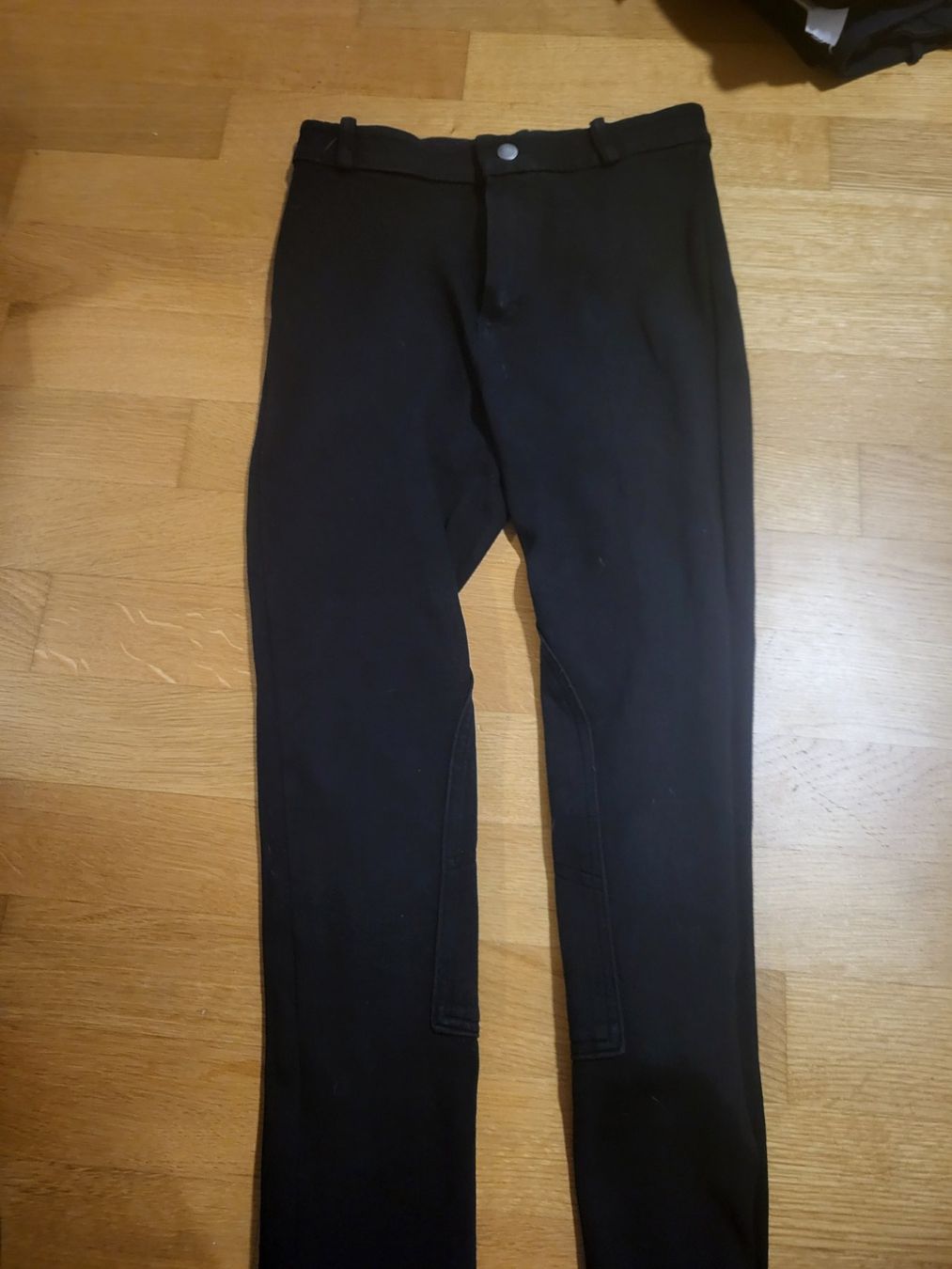 Decathlon Pantaloni: 3er Pack Reithosen – Usato da Thusis venduto da Vivi_88 3