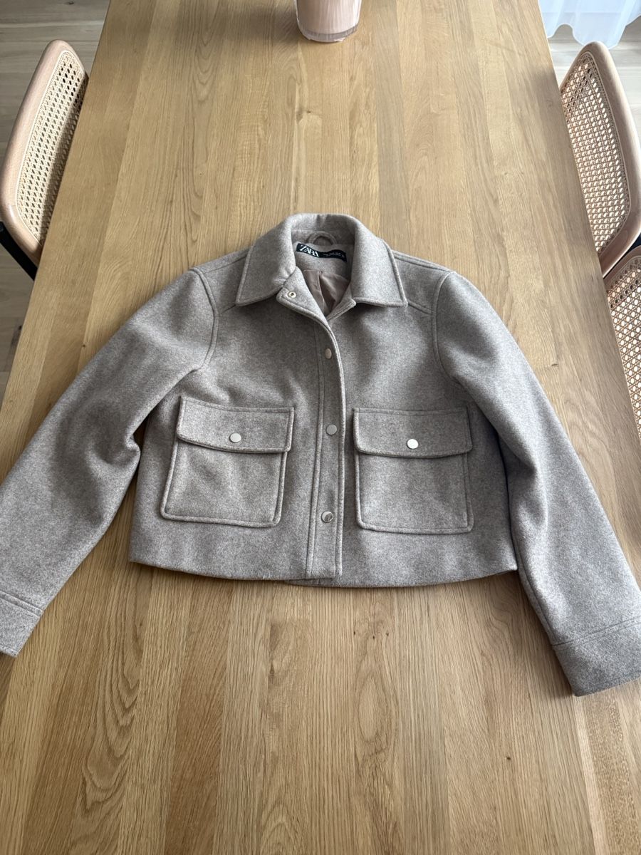 Zara Giacche: Beige Zara Jacke, Grösse M – Usato da Untersiggenthal venduto da gabrixla