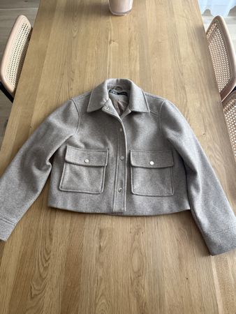 Beige Zara Jacke, Grösse M
