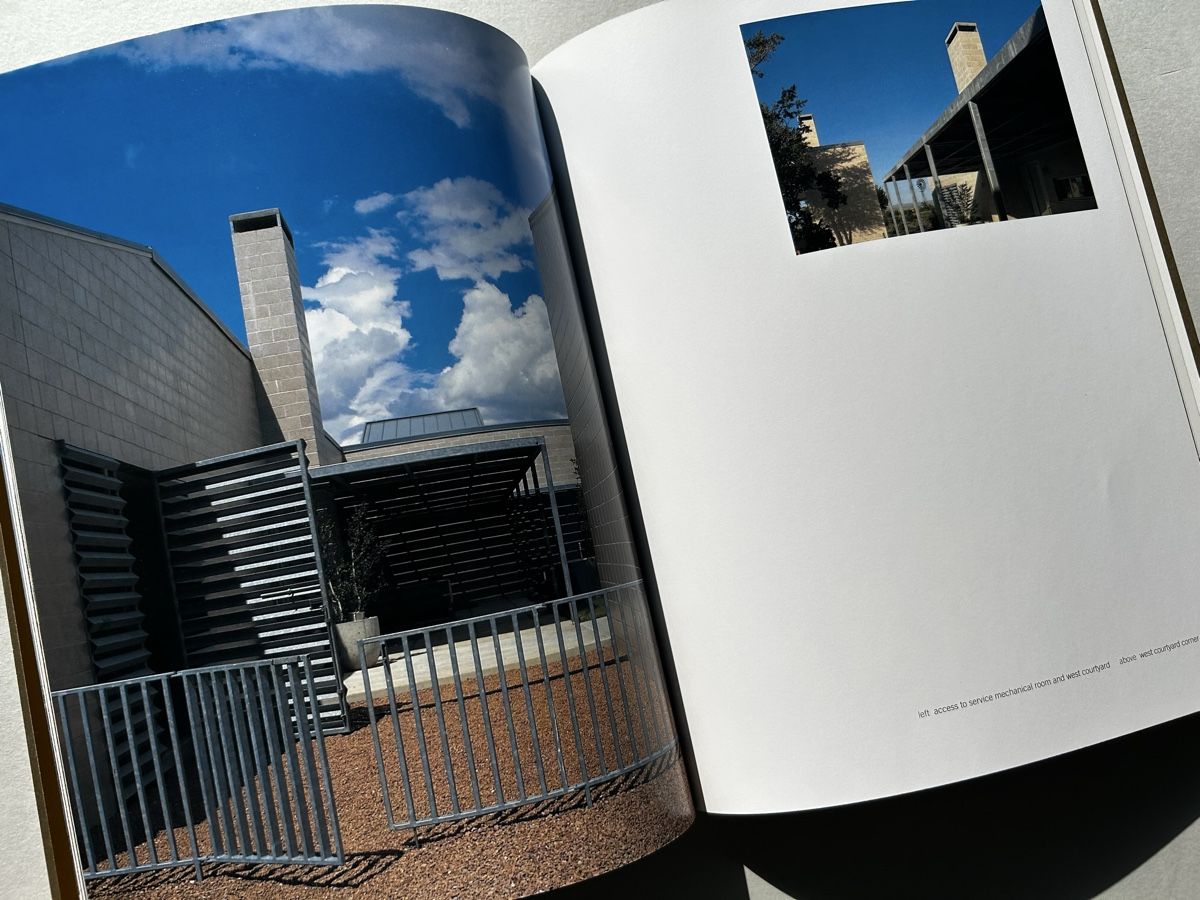 Libri: Crowley by Carlos Jimenez: Architecture Book, Judd Marfa – Usato da Zürich venduto da Coffeetable88 2