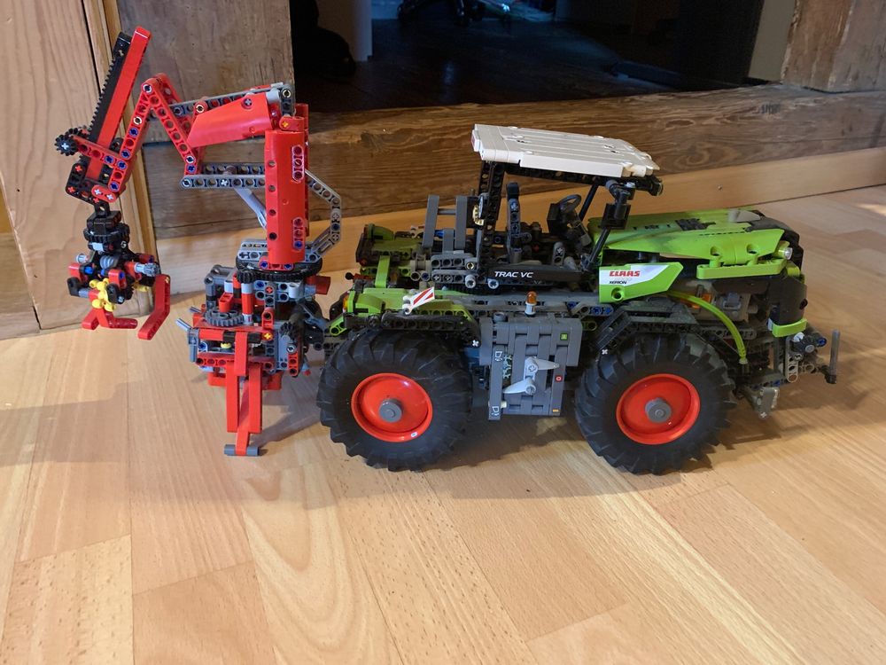 Lego Technic Tractor Class 42054 (Gebraucht) in Forch für CHF 145 – mit ...