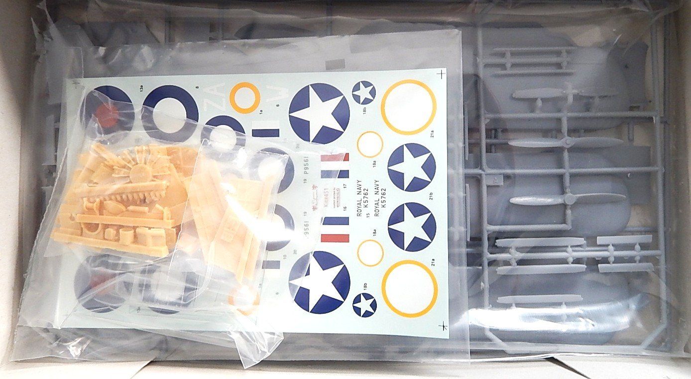 Kit di modellismo & Modellini statici: Supermarine Walrus – Nuovo e nell'imballaggio originale da Neuchâtel venduto da PAB2000 1