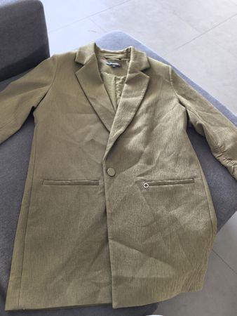 Elegant khaki/olive blazer by comma in size EUR 38