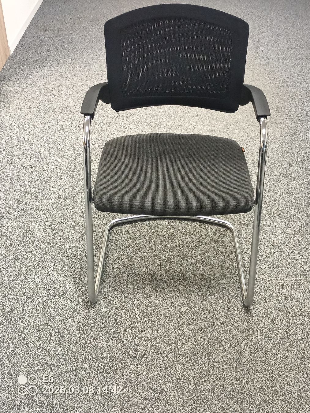 Sitag Sedie: 6 Büro/Sitzungszimmerstuehle – Usato da Zürich venduto da Mitzi6 2