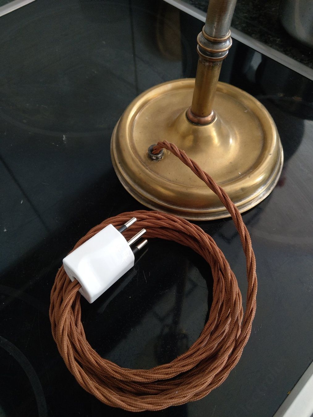 Lampade: Antike Tischlampe mit Schwanenhals – Nuovo (secondo la descrizione) da Horgen venduto da ilanist 2