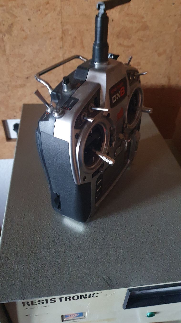 Spektrum Telecomando: Spectrum Funke DX8 – Usato da Ersigen venduto da Ksleepyhollow 1
