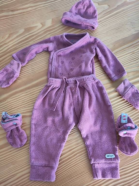 Lotti & Set di vestiti: Baby Body Set mit Hose Gr. 56 – Usato da Uznach venduto da Claudi1186