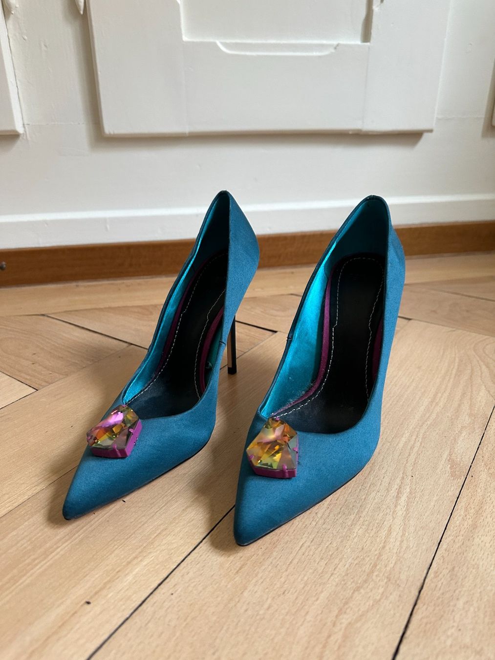 Zara Chaussures femmes: ZARA - Pumps petrolfarben 37 – D'occasion à Zürich par Diazaio 1