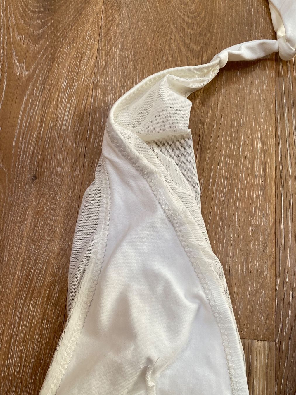Melissa Odabash Costumi da bagno & Bikini: Beautiful MELISSA ODABASH white bikini. XS – Usato da Grund b. Gstaad venduto da PlageNeigeplus 6