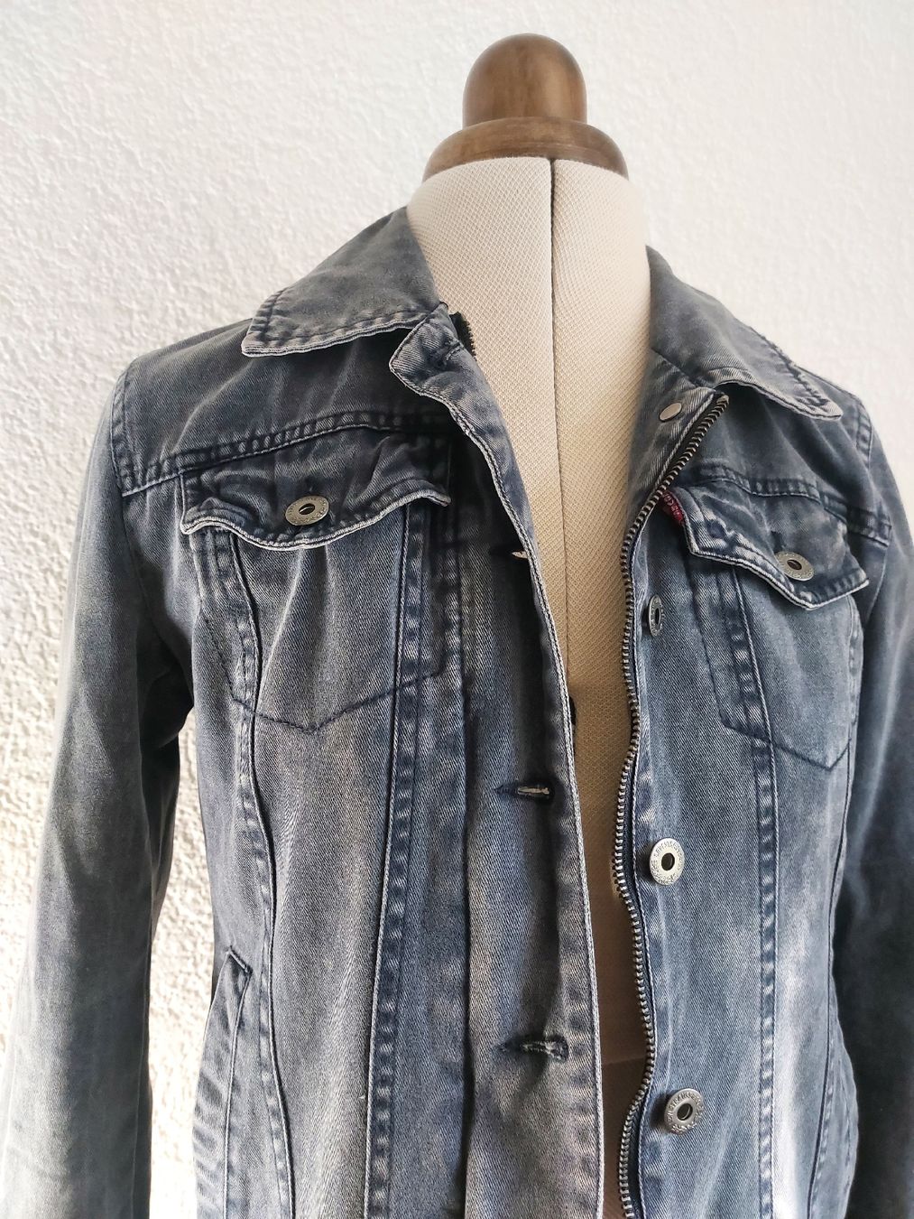 Levi's Jacken: Levis Jeansjacke Gr. XS/S – Gebraucht aus Horgen von prinza 4