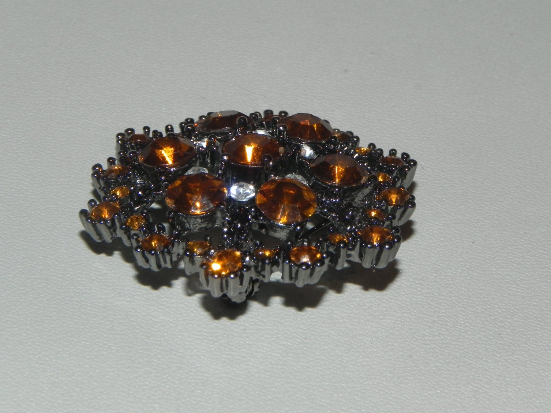 Broschen & Nadeln: Vintage Brosche mit Strass – Gebraucht aus Minusio von Lory64 3