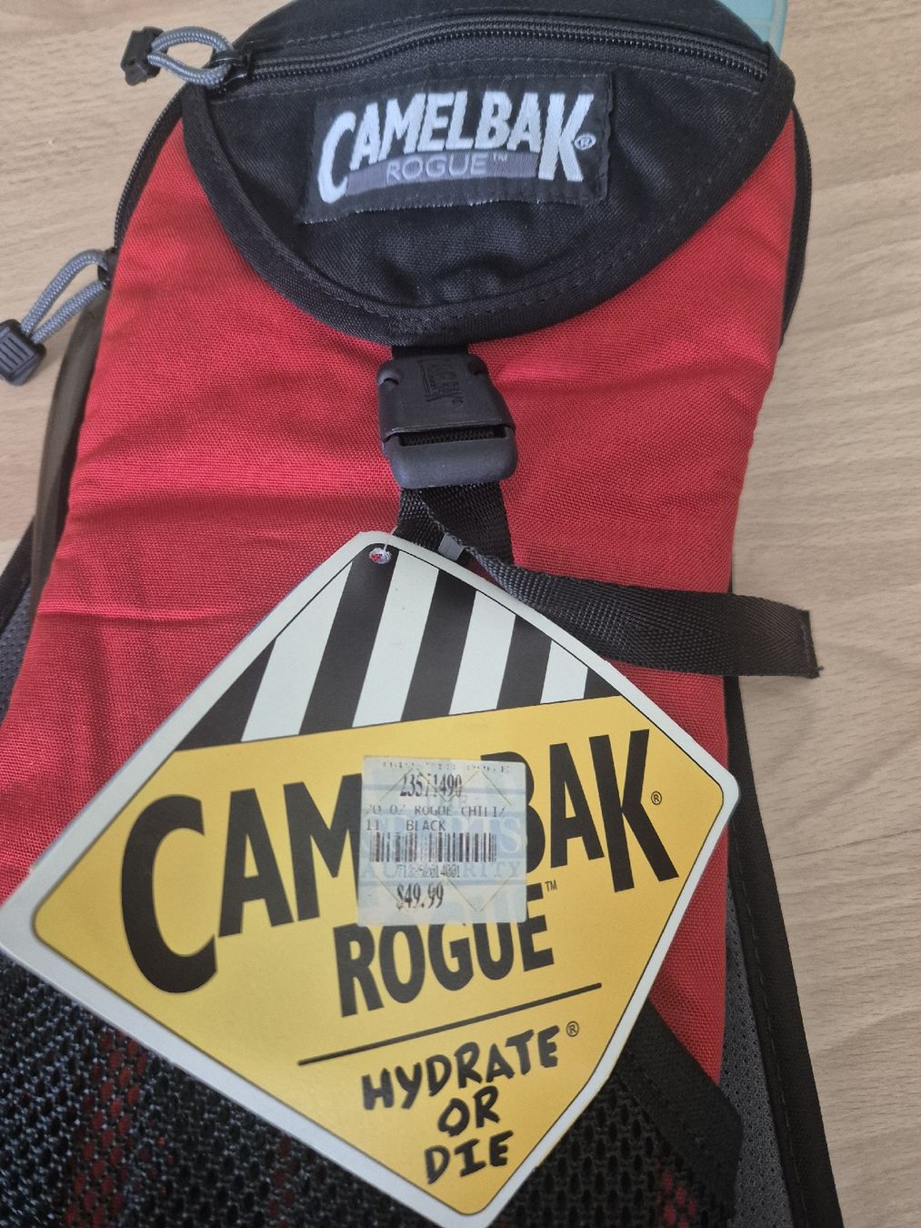 Camelbak Zaini: Camelbak Rucksack mit 1,5l Trinkblase – Nuovo e nell'imballaggio originale da Wattwil venduto da ferenczyjoci 1