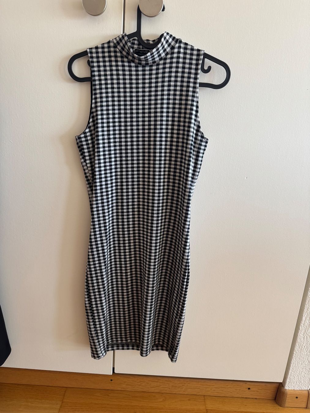 Vestiti: Miss selfridge Kleid Gr. 38 – Usato da Pfäffikon SZ venduto da Melanie335