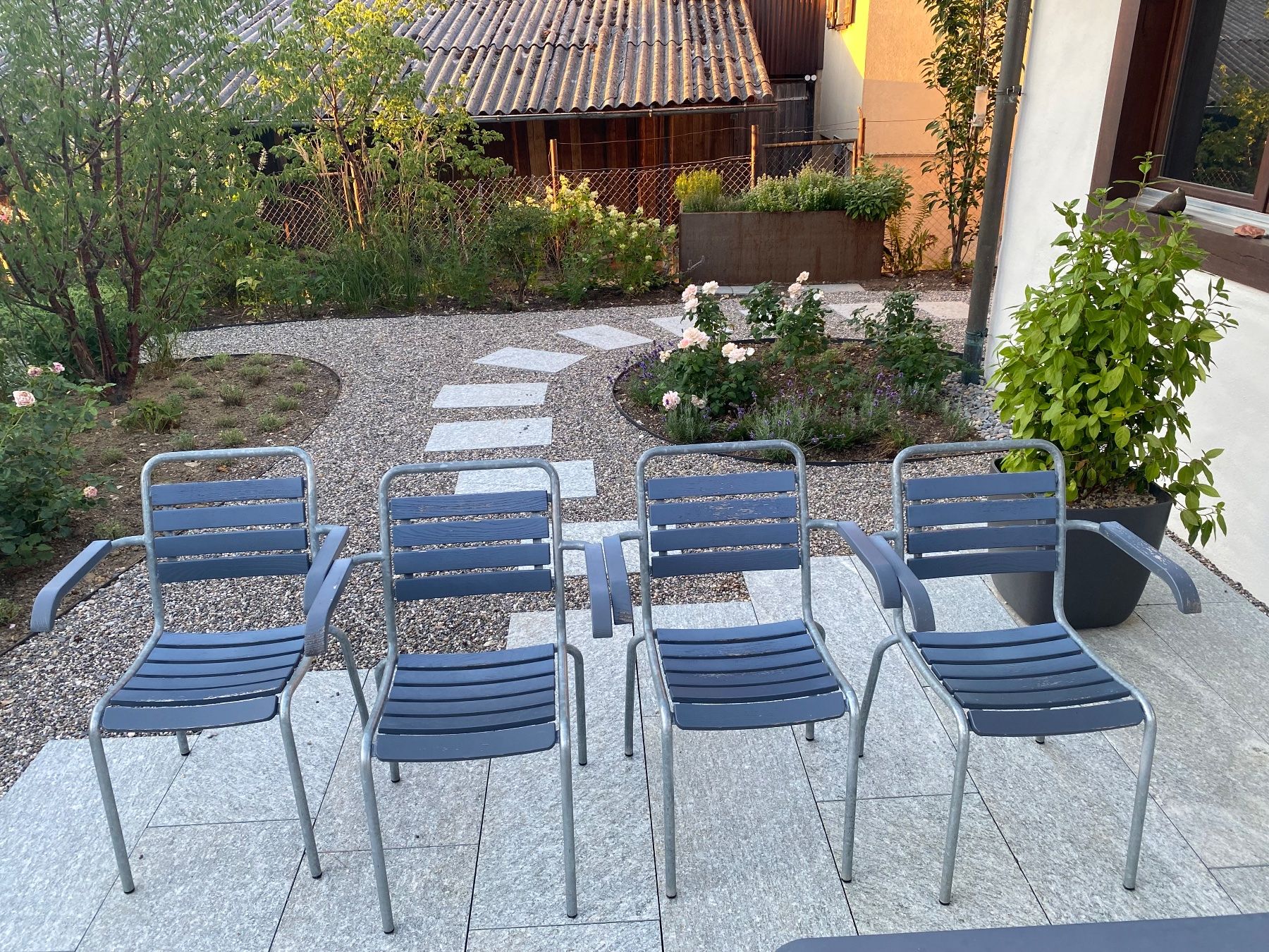 Atelier Alinea Tische: Alinea-Gartentisch Länge 240cm mit 6 Stühlen – Gebraucht aus Binningen von schmidt-m 3