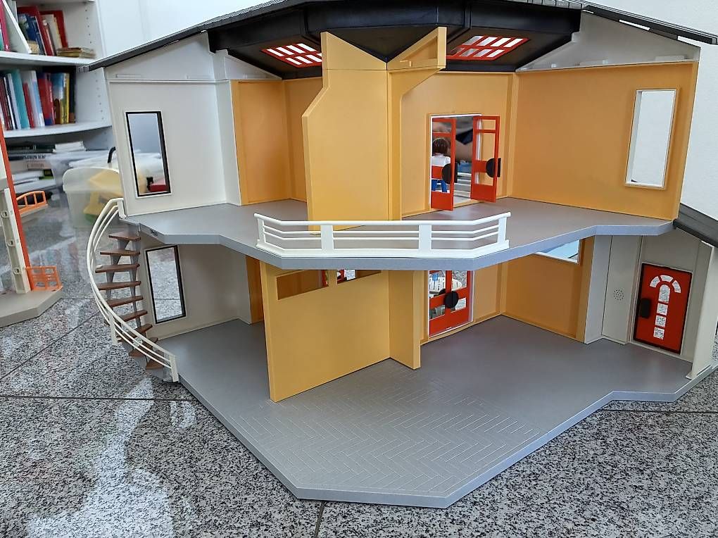 Spielzeuge: Playmobil Villa – Gebraucht aus Buchrain von SonjaLA 2