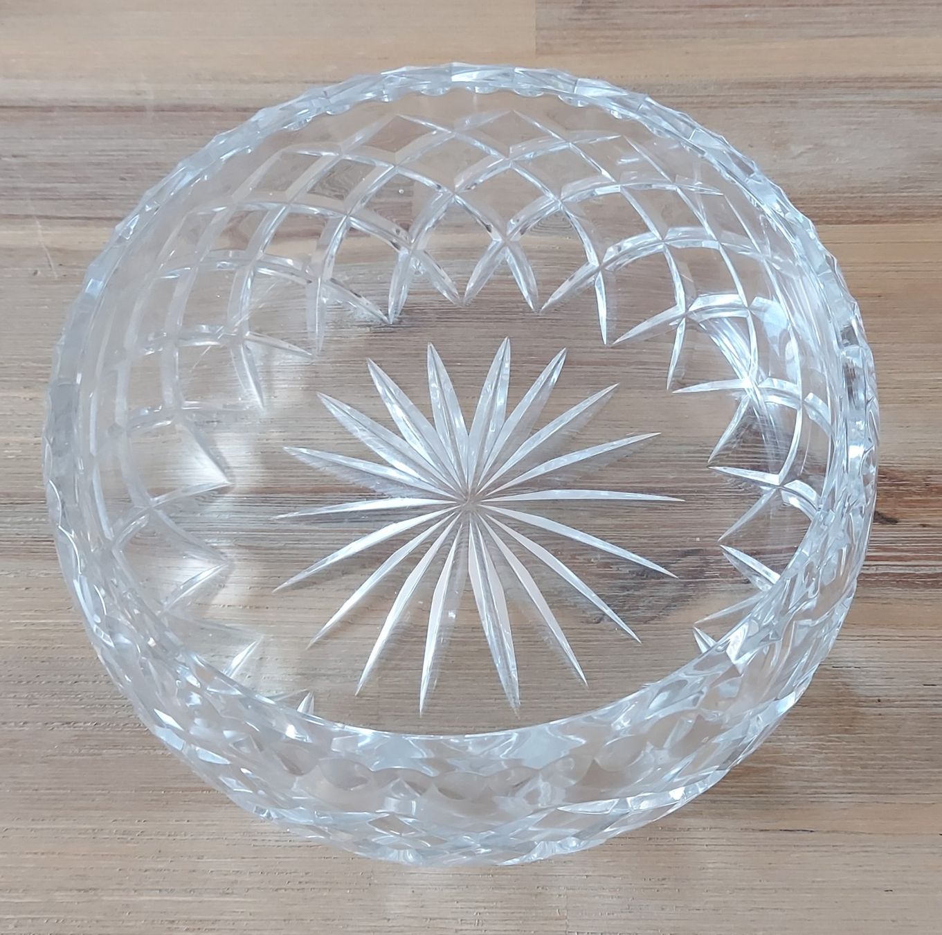 Coupes: Kristallschale 19 cm Durchmesser & 9 cm Höhe – D'occasion à Basel par Mazzo84 1