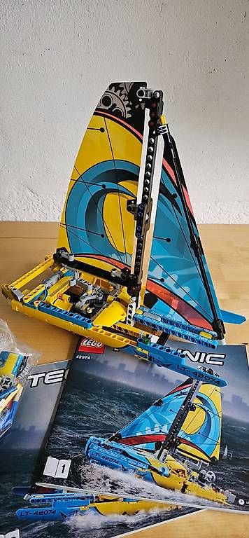 Lego Giocattoli: Lego® 42074 Technic Rennyacht Katamaran – Usato da Schaan venduto da Klemmbausteine 1