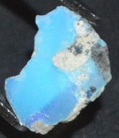 Edelstein L-7642 – Äthiopischer Opal roh 17x13mm 4.85 Karat