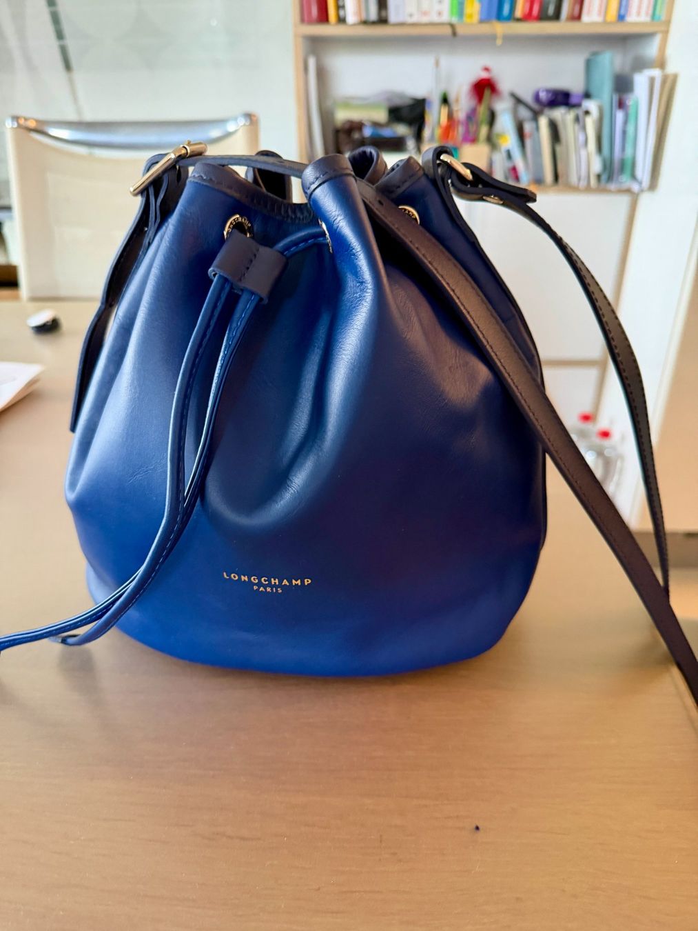 Longchamp Sacs femmes: *** LONGCHAMP PARIS BEUTELTASCHE - LEDER *** – D'occasion à Zürich par Style01 1