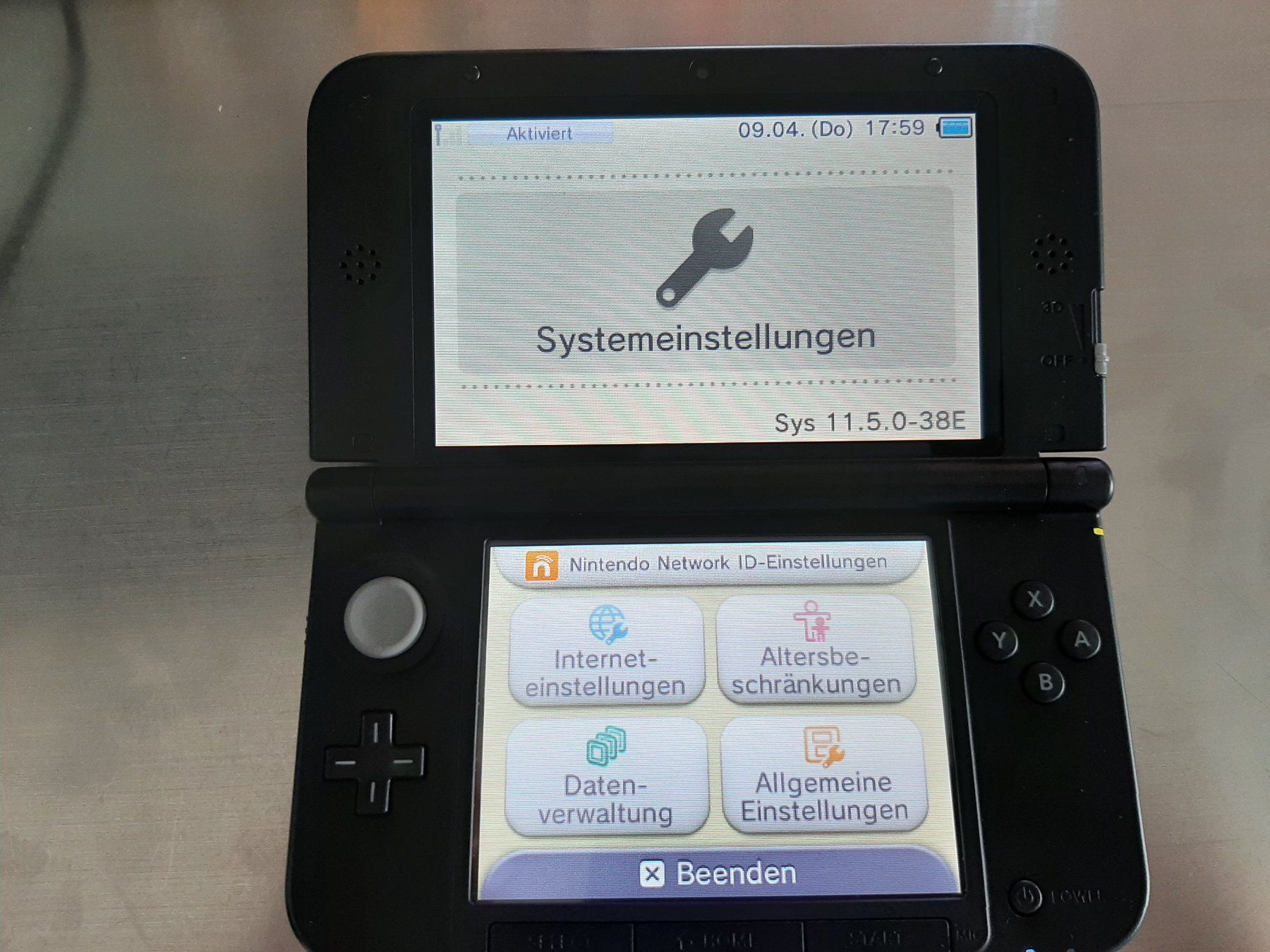 Nintendo Console: Nintendo 3DS XL in OVP – Usato da Zürich venduto da Chrishol 4