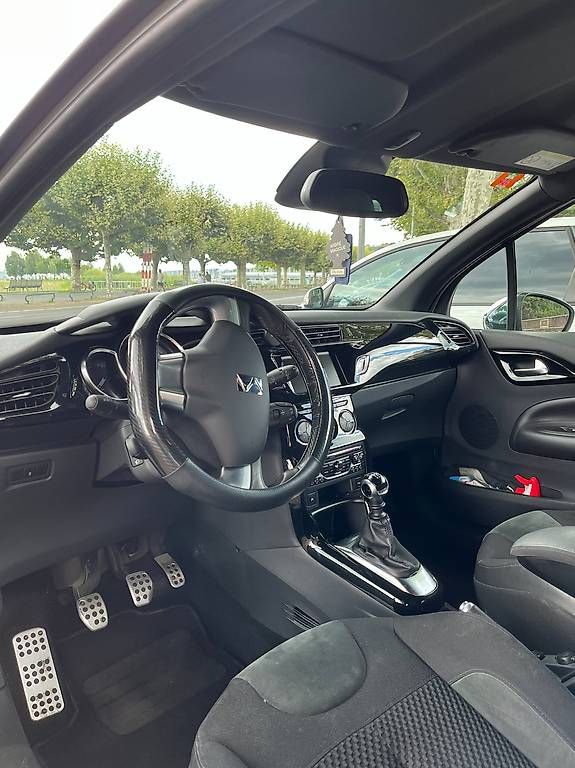 Citroën Automobili: Citroën DS3 1.6 THP SO Irresist. – Usato da Carouge GE venduto da val_b222 3
