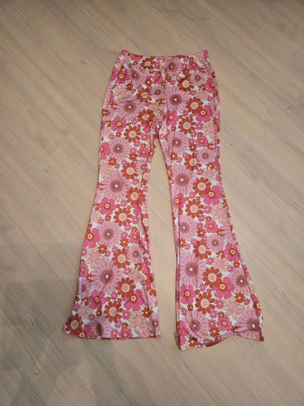 Shein Pantaloni: Hose – Usato da Gutenswil venduto da evita.64