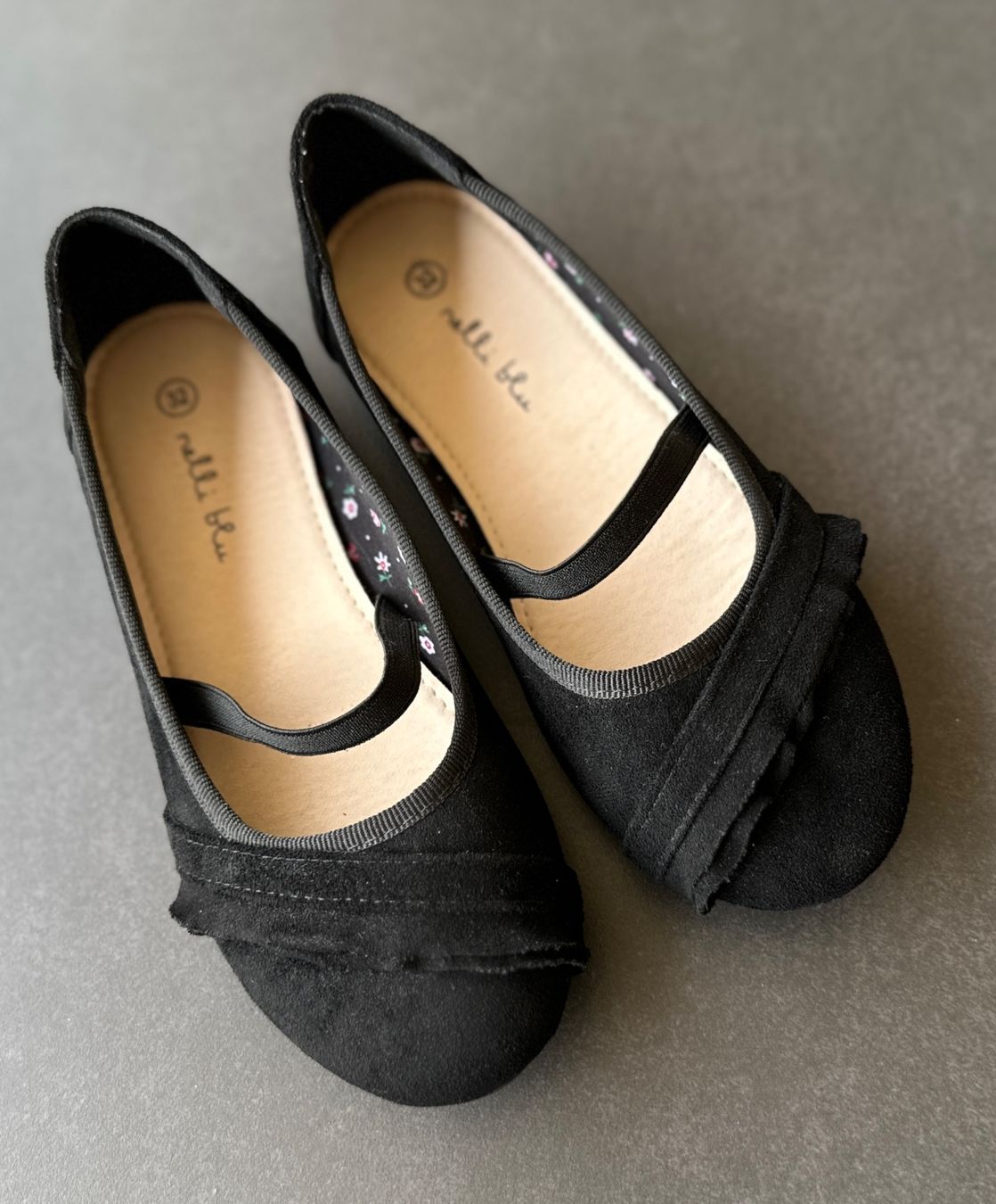 Scarpe per ragazze: TOP > Gr 32 Ballerinas schwarz Wildlederoptik – Nuovo (secondo la descrizione) da Rickenbach b. Wil venduto da sunneschii_ 2