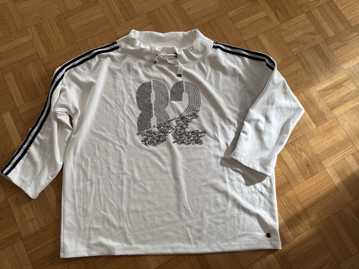Monari Top: Monari Sporty Top Lg – Usato da Fällanden venduto da emilyeheim 1