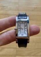 Burberry Armbanduhr rechteckig Lederband schwarz gebraucht