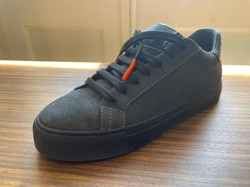 Chaussures femmes: Neue Sneaker, Grösse 39 – Neuf avec emballage d'origine à Lungern par Blauhausfrau 1
