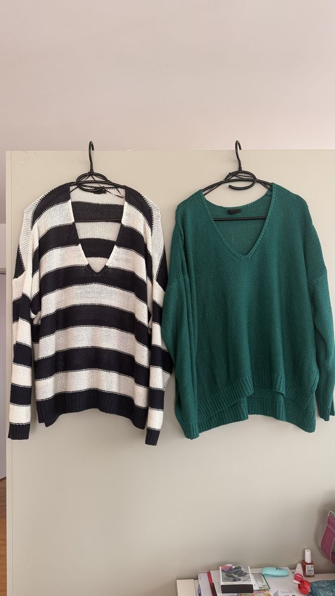 Lotti di vestiti: 2er-Set Strickpullover M/L– gestreift und grün – Usato da Winterthur venduto da -BeHappy24- 2