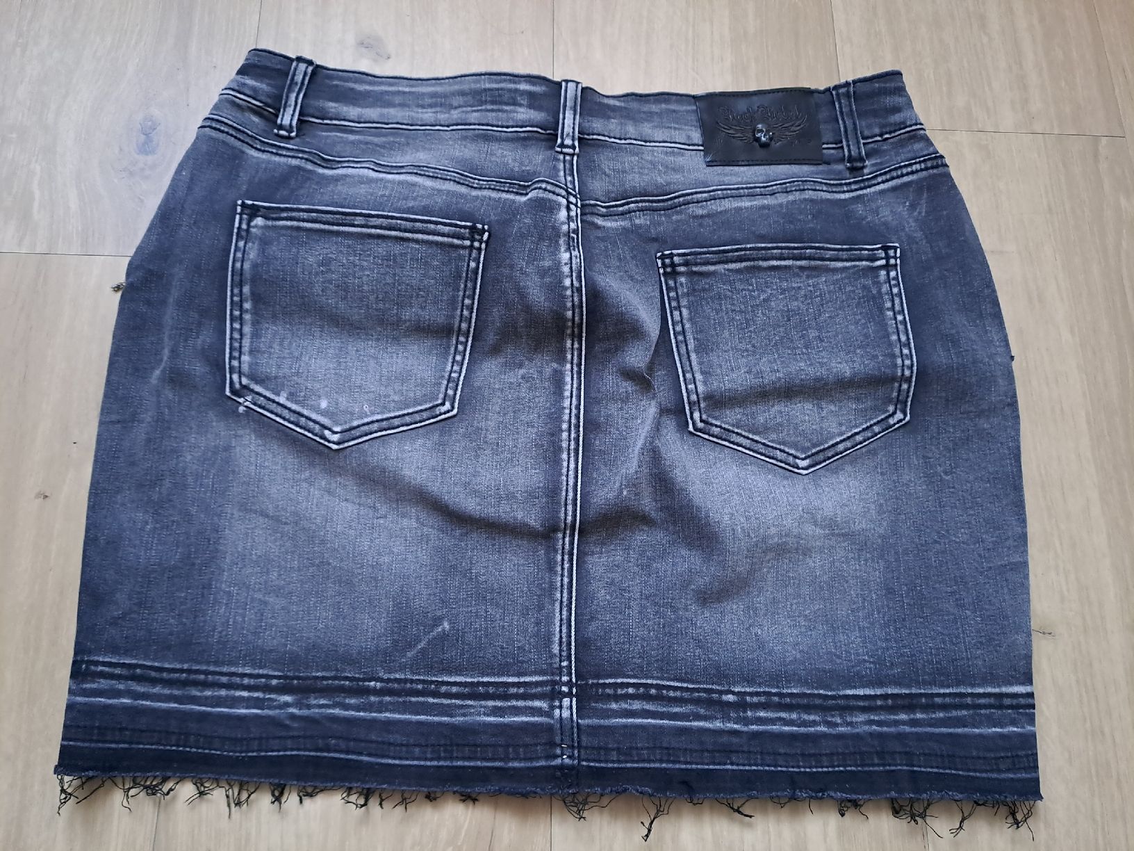 Gonne: Stylischer Jeansrock mit Strass Fransen Gr. L – Nuovo (secondo la descrizione) da Münchenbuchsee venduto da Babsique 3