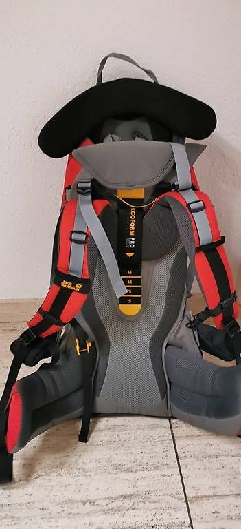 Marsupi portabebè: Jack Wolfskin Kinder Trage Rucksack  – Usato da St. Gallen venduto da Benefit02 2